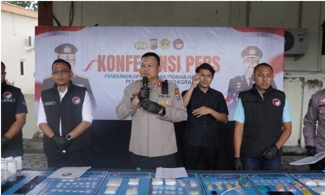 Polres Mojokerto Kota Amankan Barang Bukti Ungkap Narkoba Senilai 1,1 Miliar