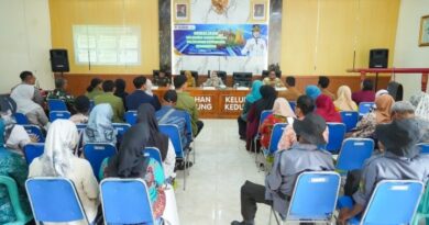 Ning Ita Ajak Warga Kompak Wujudkan Semua Kelurahan Sadar Hukum