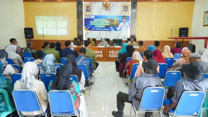 Ning Ita Ajak Warga Kompak Wujudkan Semua Kelurahan Sadar Hukum