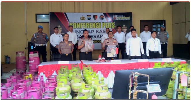 Polresta Sidoarjo Bongkar Peredaran Elpiji 3 Kg Ilegal
